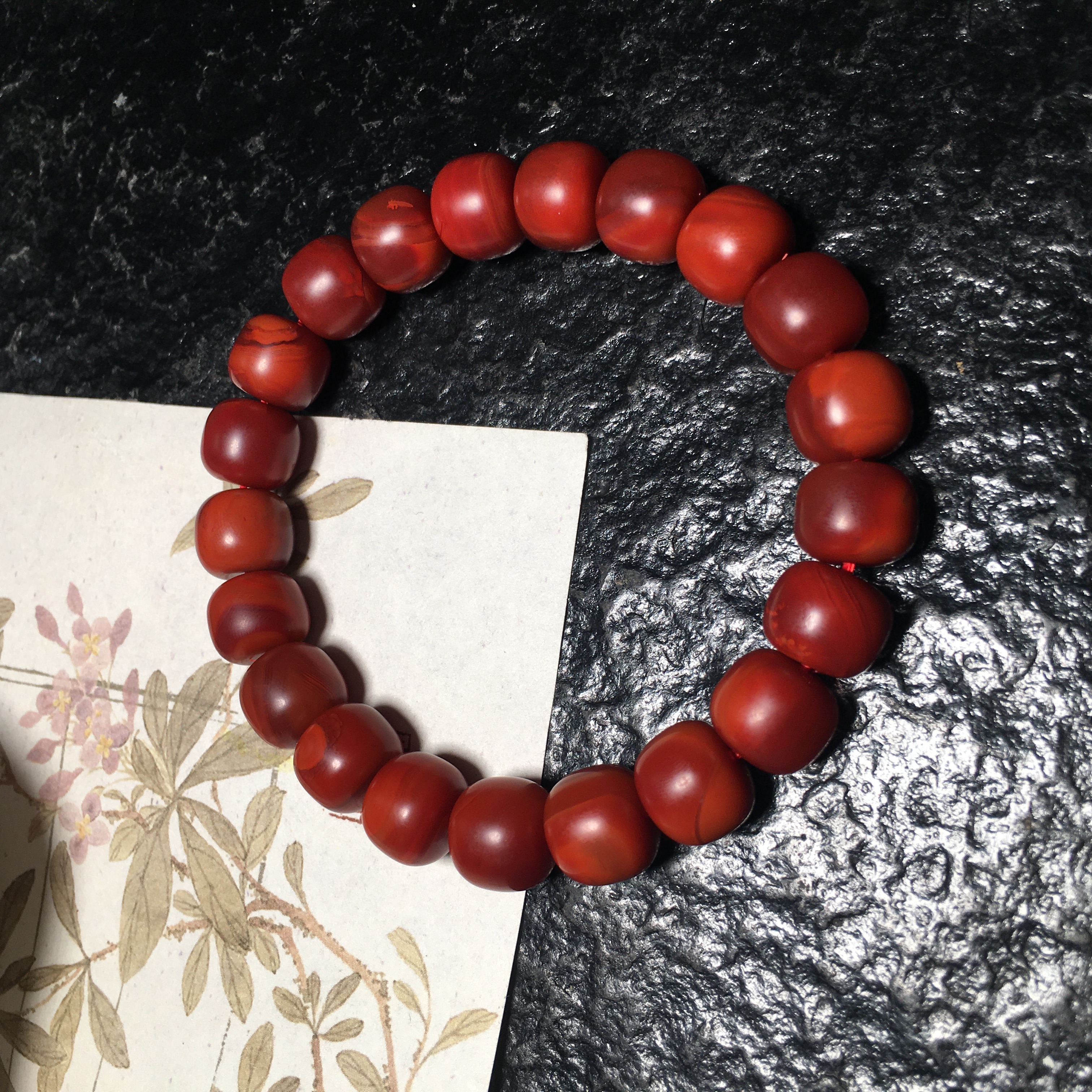 【朱锦南红】瓦西南红玛瑙柔光牛血飘柿子红双色老型手串11mm40g