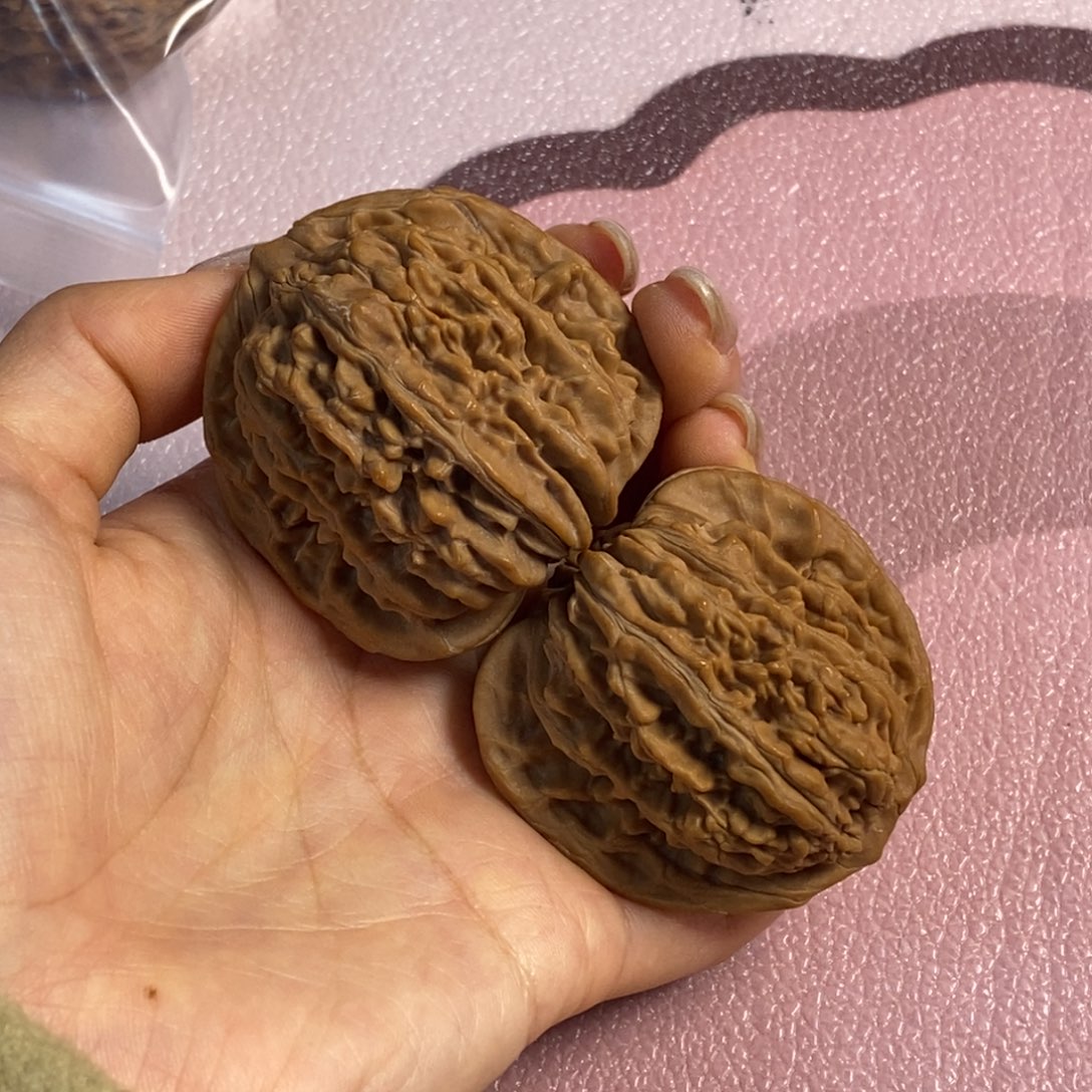 文玩核桃吊坠45四座楼150