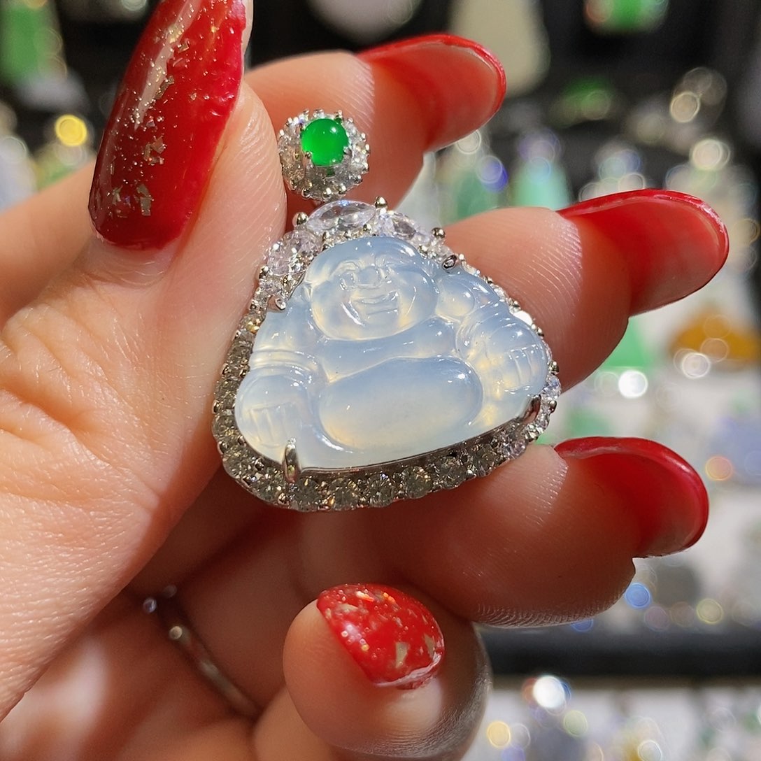 翡翠颈饰银S925镶嵌天然翡翠