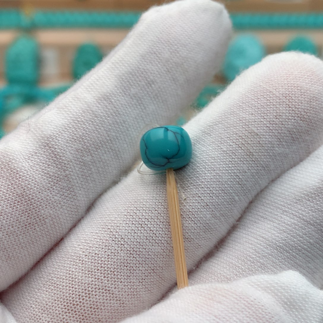 绿松石未镶嵌珠宝奇石8.2mm