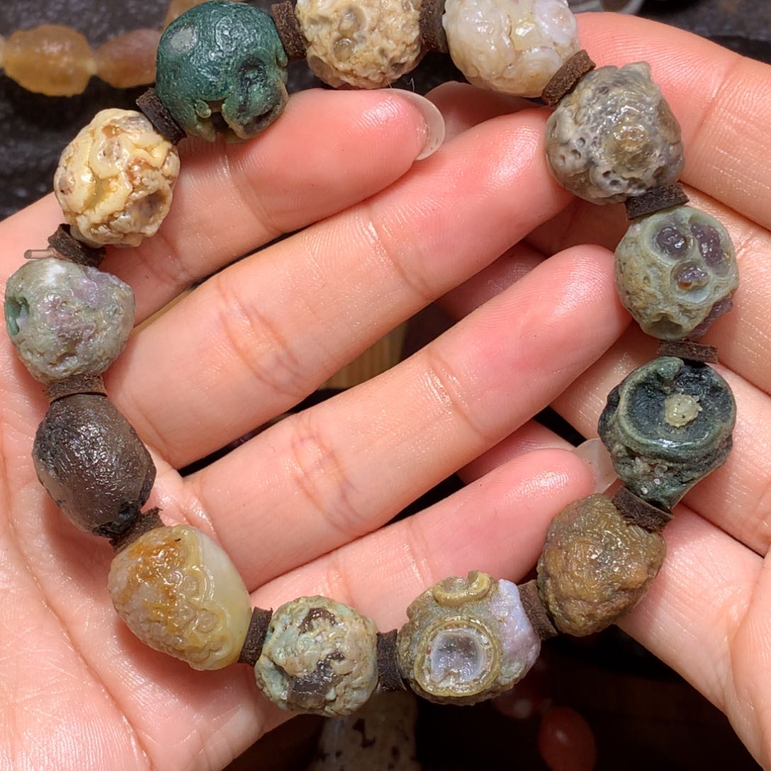 未镶嵌玛瑙/玉髓珠宝半成品