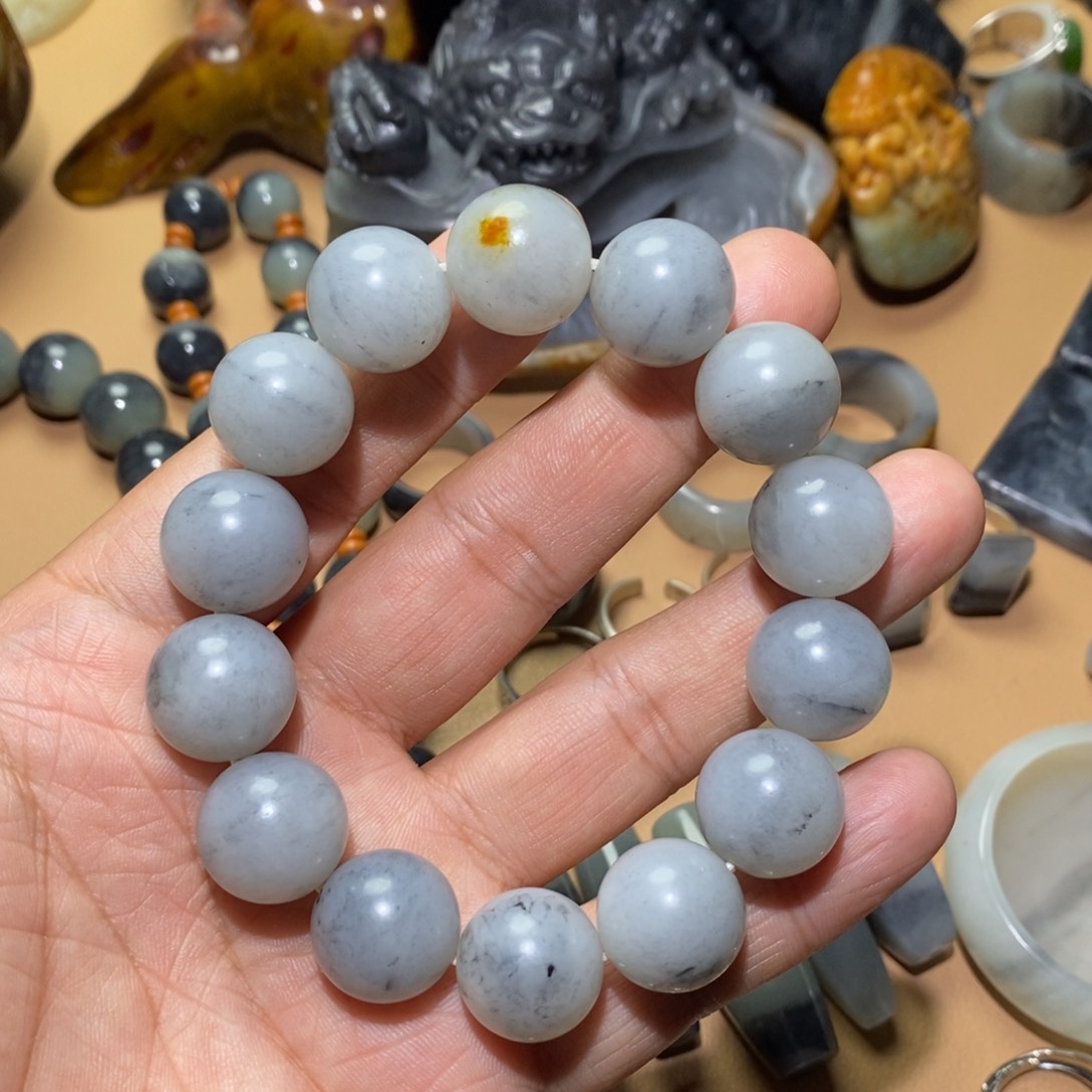 和田玉把件未镶嵌