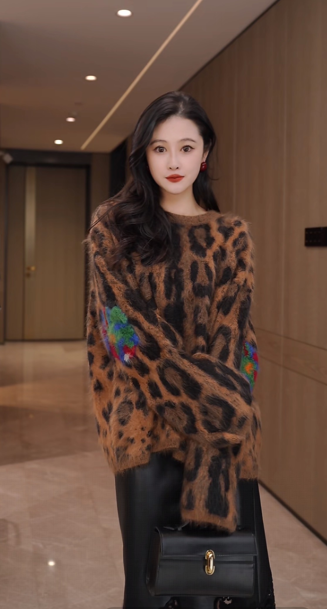 陈妍君【豹纹】慵懒风拉毛山羊绒圆领毛衣CYJ-XX467-7109