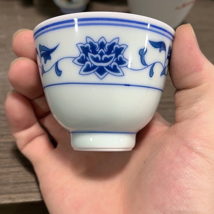 瓷片/////景德镇陶瓷杯子。1个。