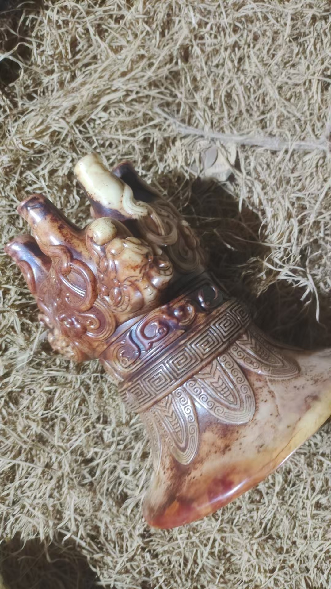 1个扁白色得炉子摆件链接