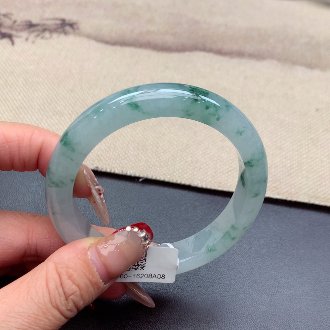 翡翠手镯未镶嵌缅甸翡翠手镯