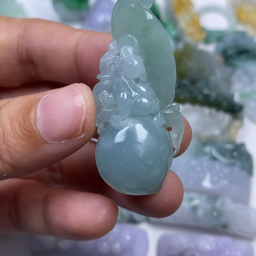 颈饰未镶嵌翡翠翡翠