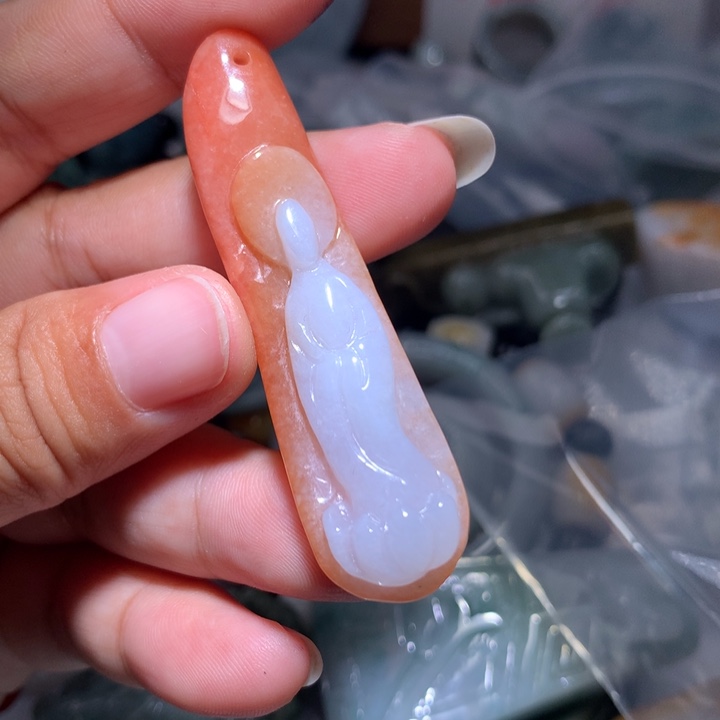 翡翠未镶嵌颈饰保真天然A货翡翠