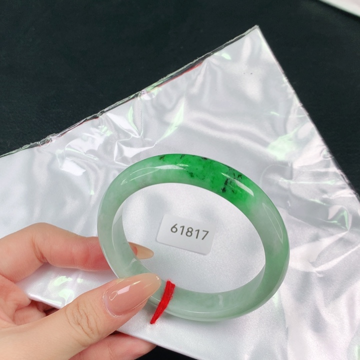 翡翠手镯未镶嵌天然翡翠手镯04