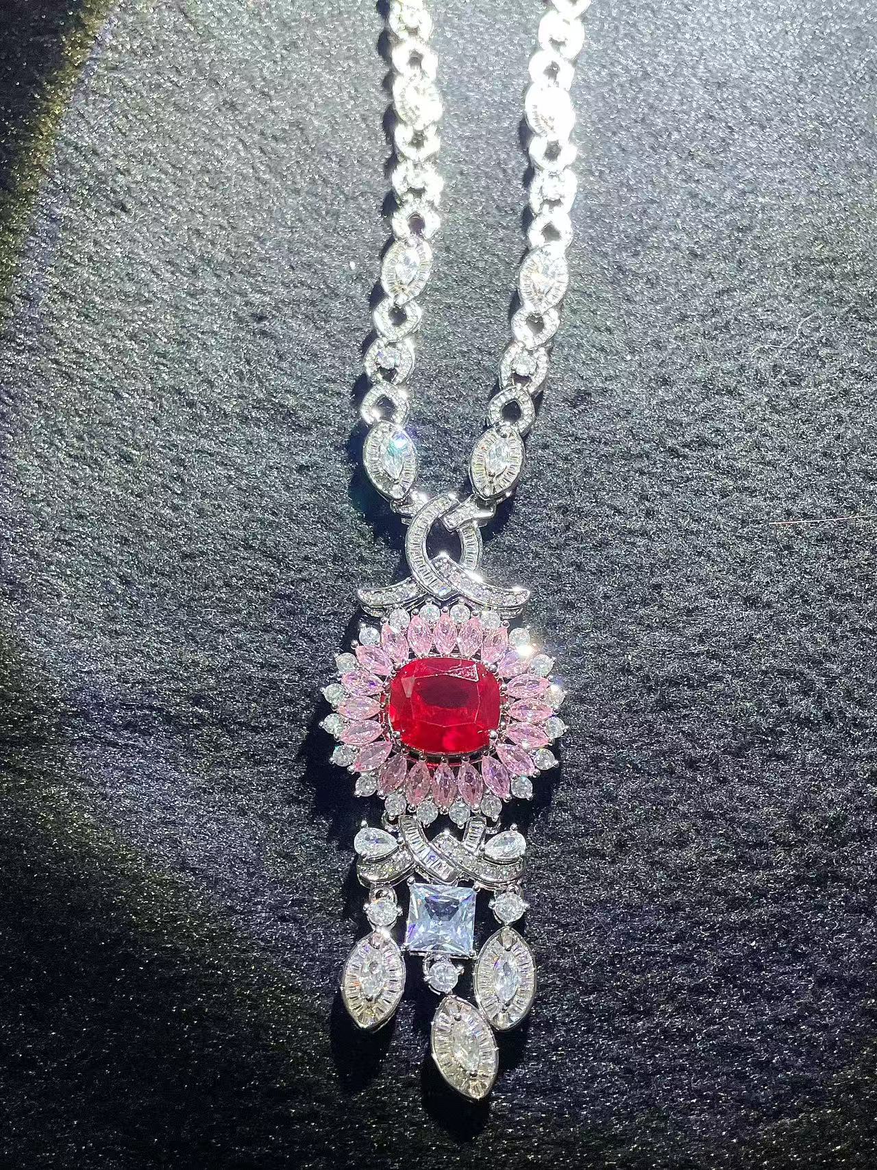 吊坠 璀璨精美Tbbo15-55