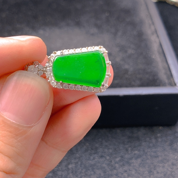 【闪购商品】翡翠银S925镶嵌颈饰翡翠