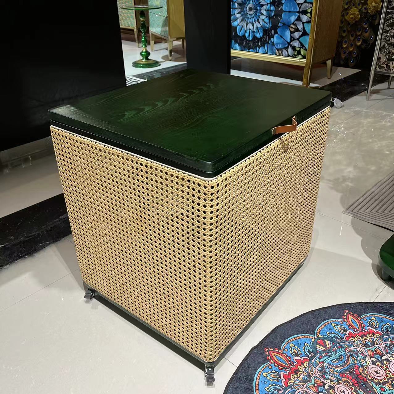 【喜悦家具】样品 有瑕疵  不支持退货 藤编织储物筐柜55*50*55