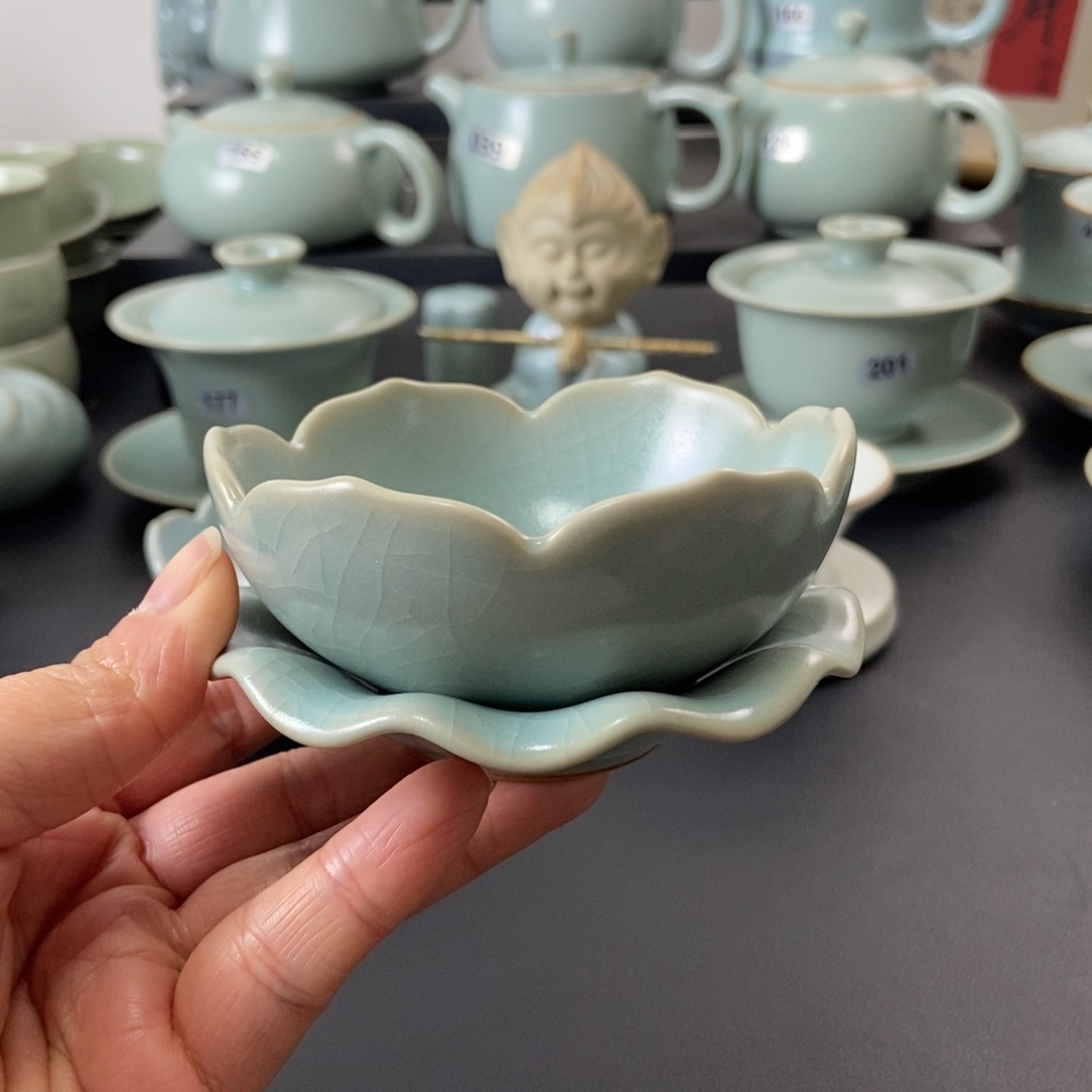 小***童二级品仿古釉的茶漏