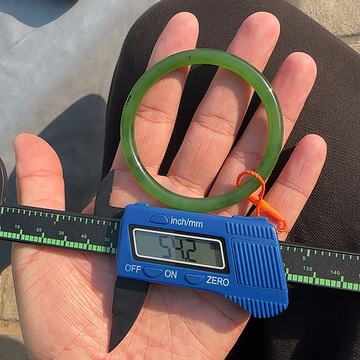 和田玉（碧玉）未镶嵌颈饰