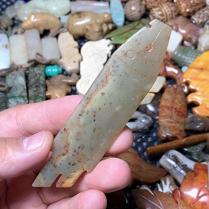 和田玉未镶嵌颈饰47