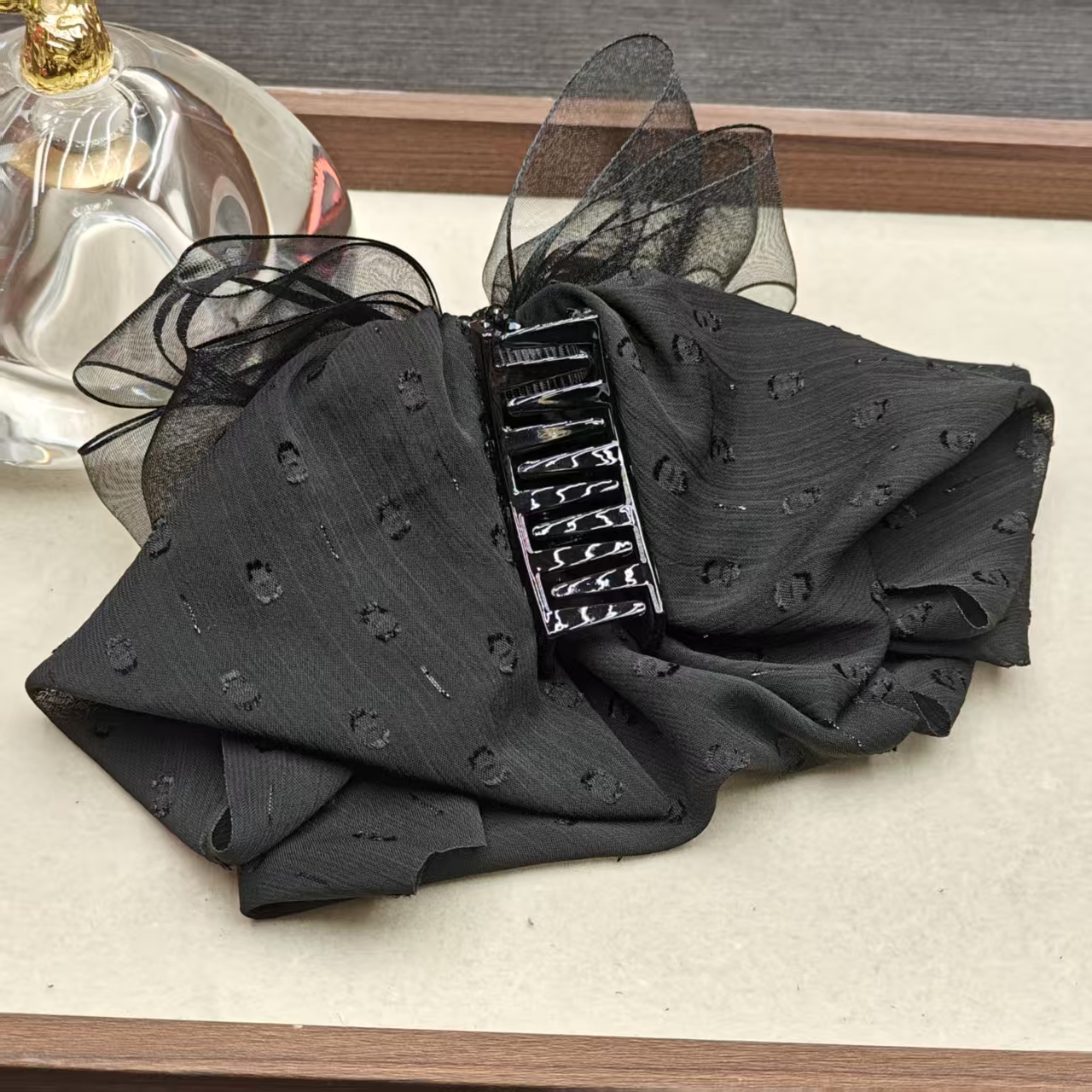 芙奈琪00488高端轻奢蝴蝶抓夹