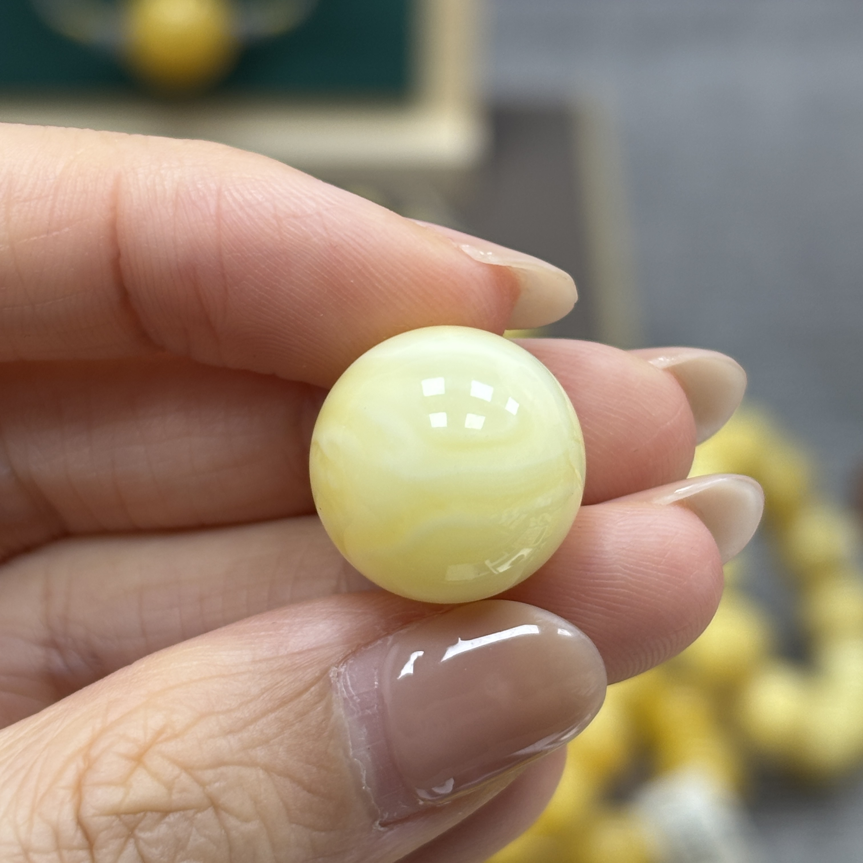 15.7mm 小妖珠宝天然原矿琥珀蜜蜡
