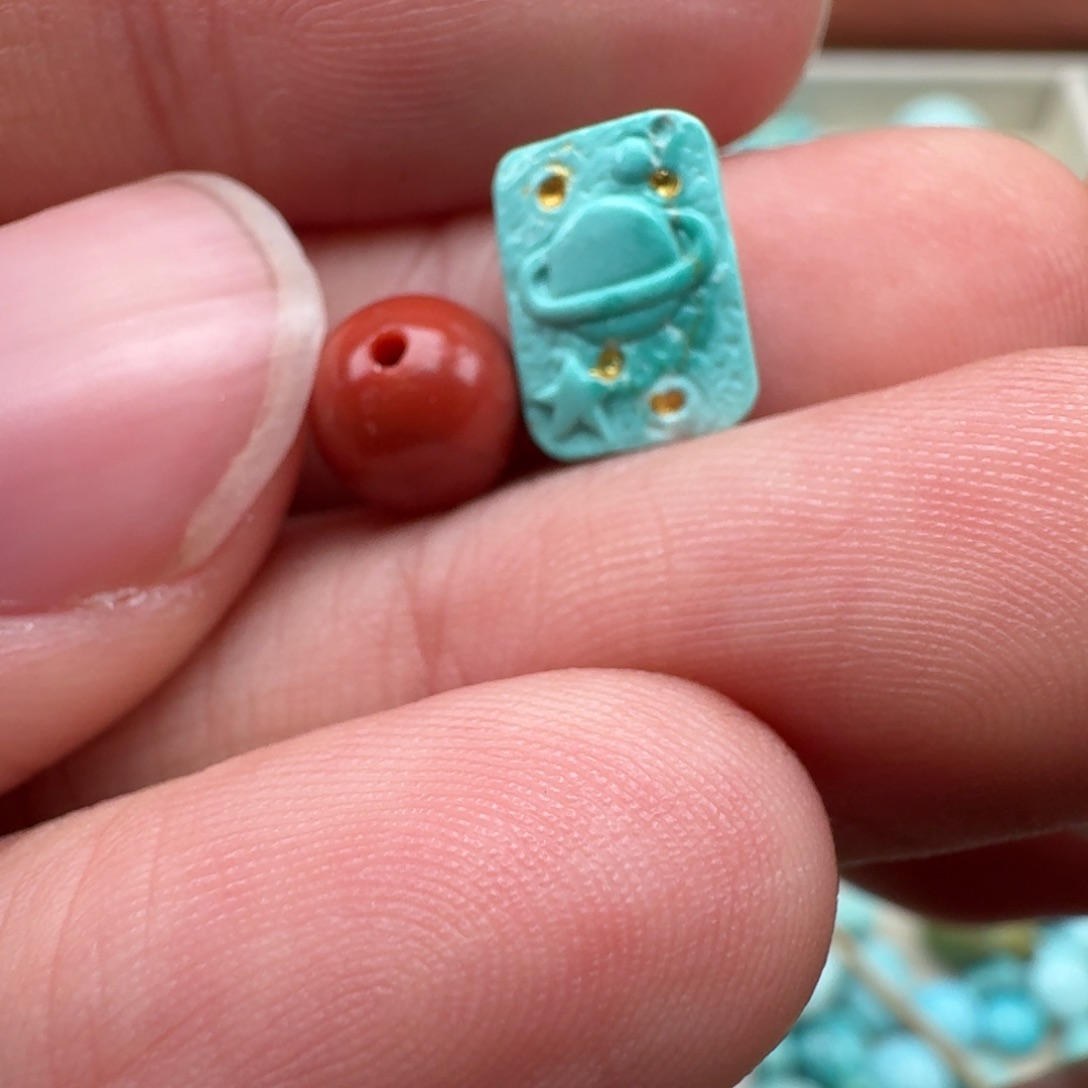 南红玛瑙未镶嵌珠宝半成品