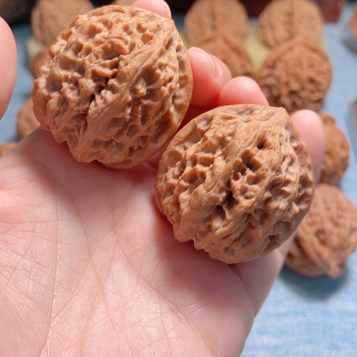 谭*38尺寸野牛狮子头骨质棒