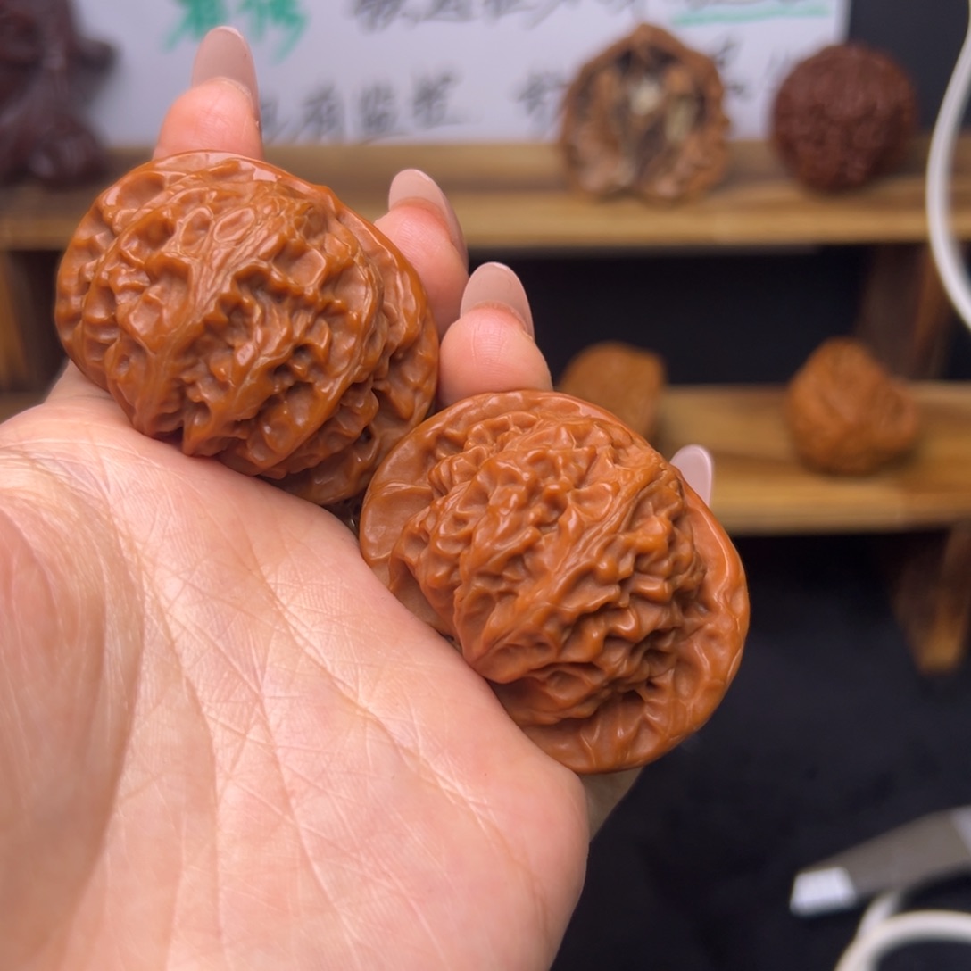 ˋ***'桃核吊坠宫灯福利