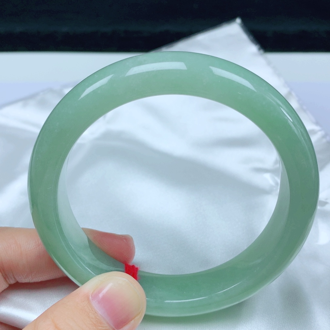 翡翠手镯未镶嵌58