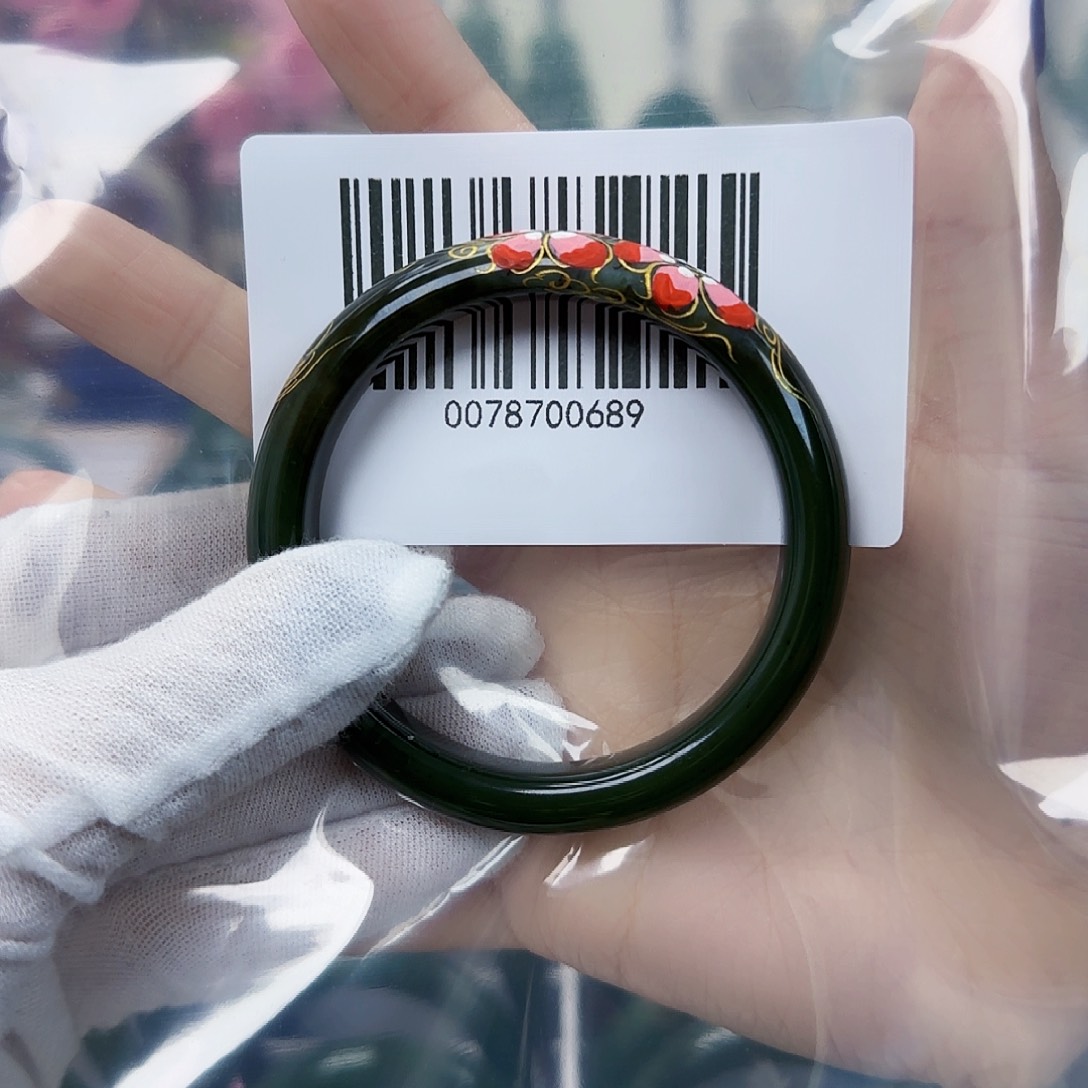 和田玉（碧玉）手镯未镶嵌5556