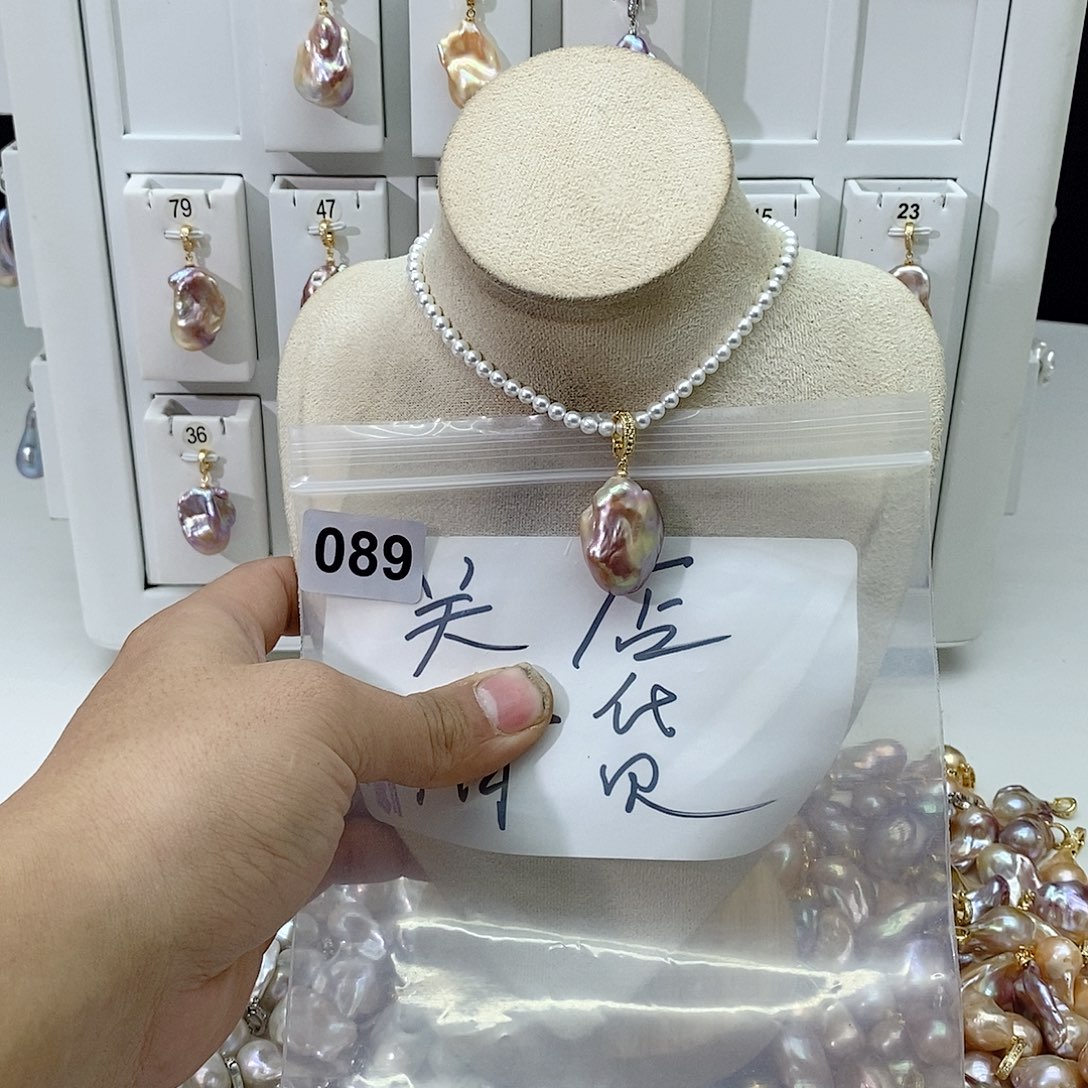 淡水珍珠颈饰合金