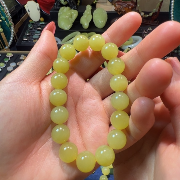 和田玉（黄玉）颈饰未镶嵌