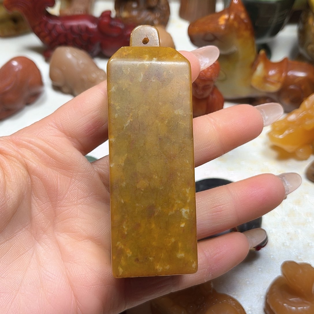 白玉菩提吊坠白玉菩提吊坠