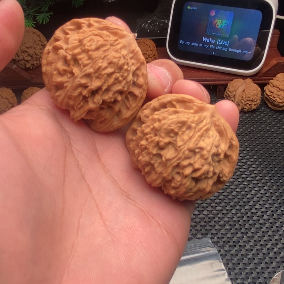 吊坠文玩核桃?雨花石