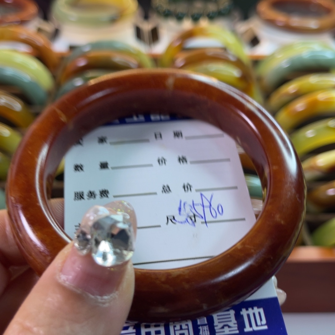 蛇纹石玉手镯未镶嵌芊**阳