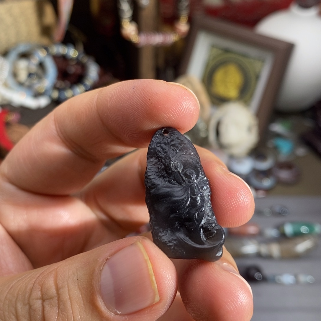 大***儿玛瑙/玉髓未镶嵌颈饰