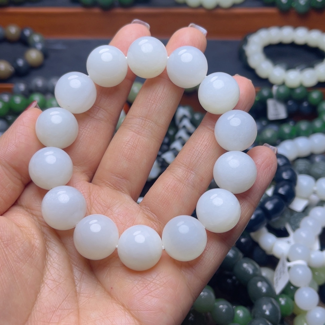 和田玉未镶嵌手链