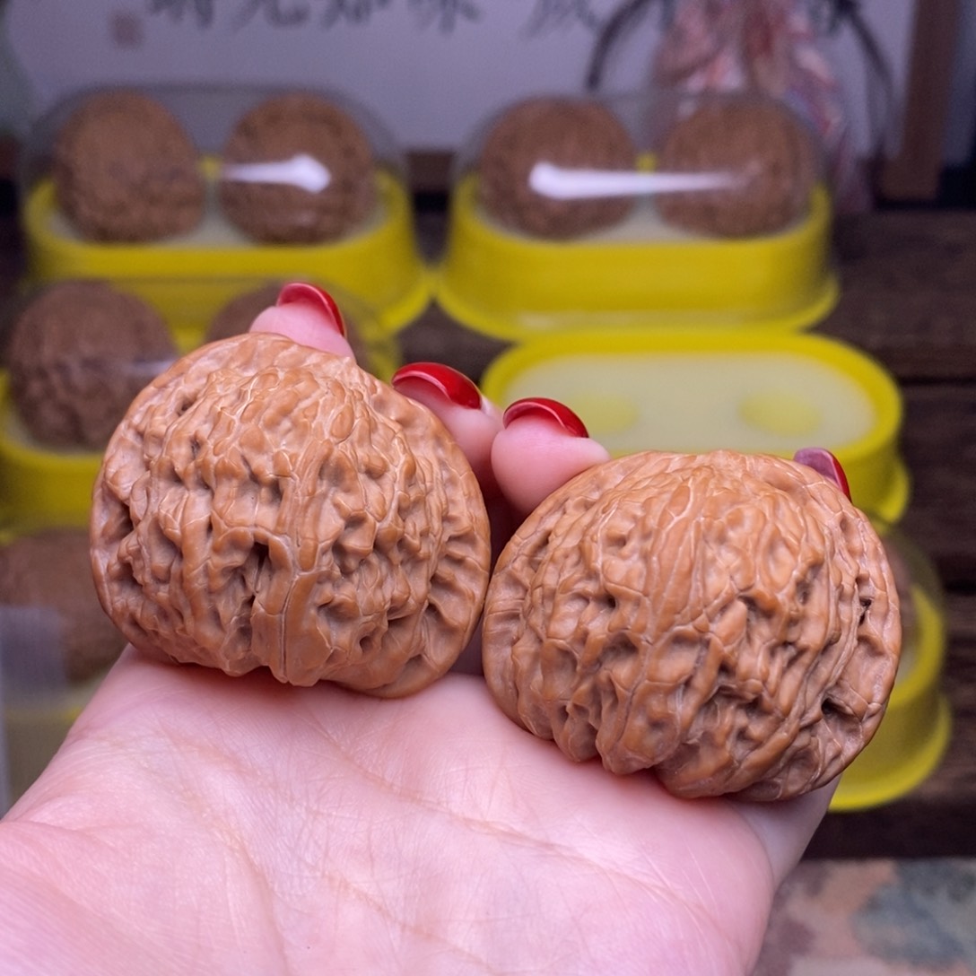 文玩核桃把件晚***吹全品41尺蝴蝶磨盘