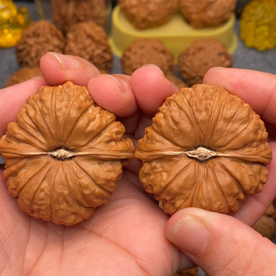 文玩核桃把件、***霸46全南瓜