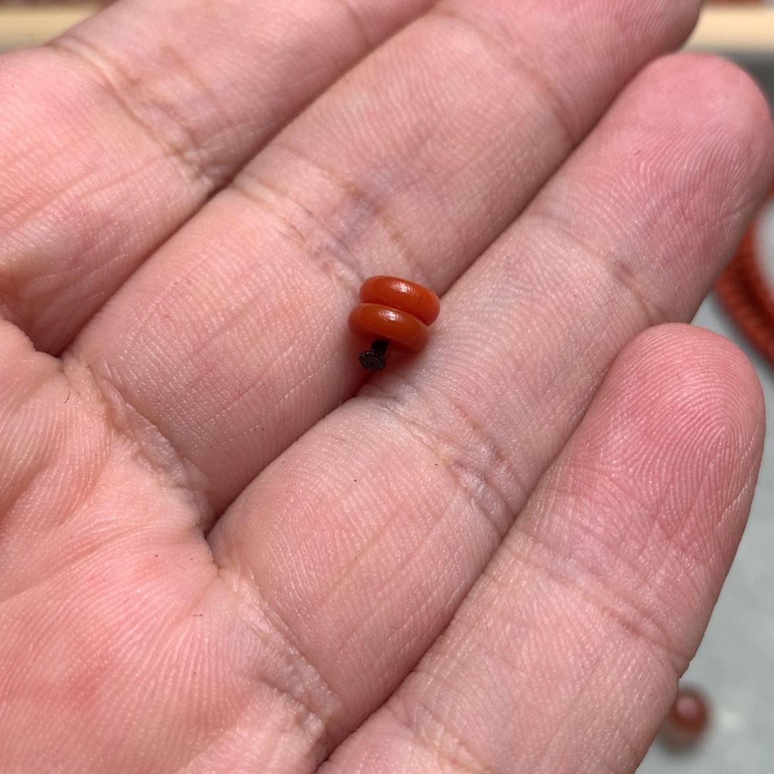 阳***旧南红玛瑙未镶嵌隔片