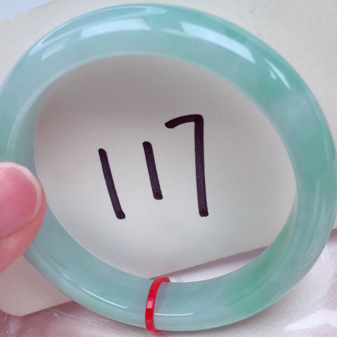 翡翠未镶嵌手镯翡翠