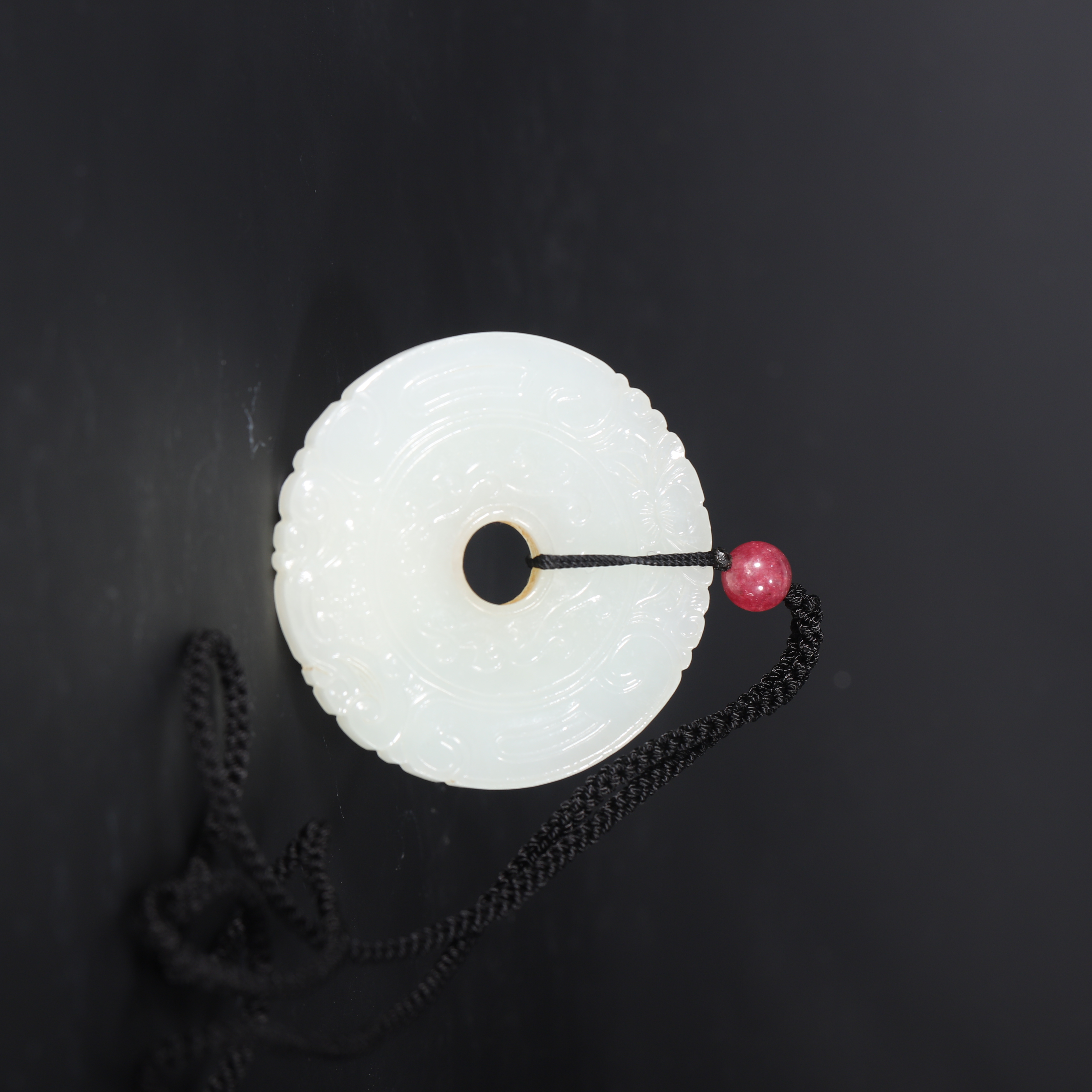 Lot37 清代和田玉玉璧