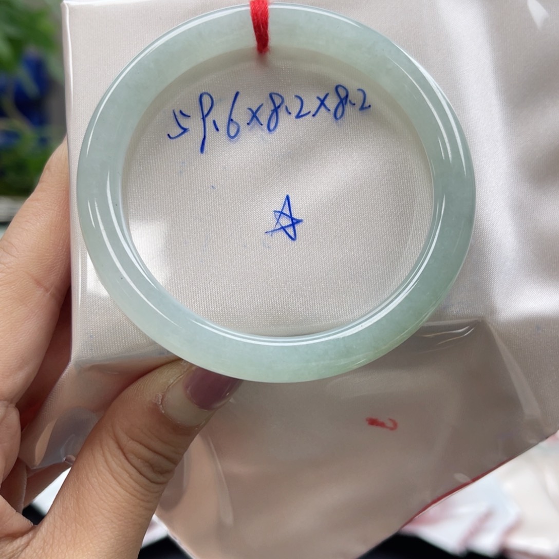 未镶嵌手镯翡翠翡翠