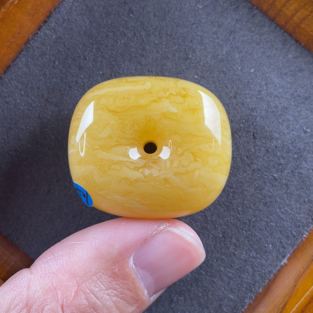 琥珀颈饰未镶嵌蜜蜡吊坠