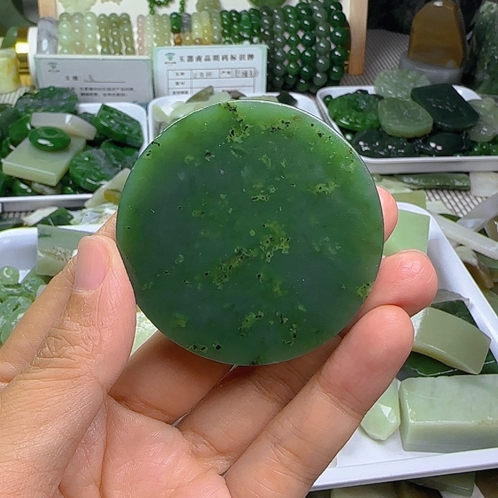 贰***）未镶嵌和田玉珠宝半成品