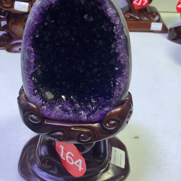 紫晶大型摆件（非配饰）未镶嵌晶