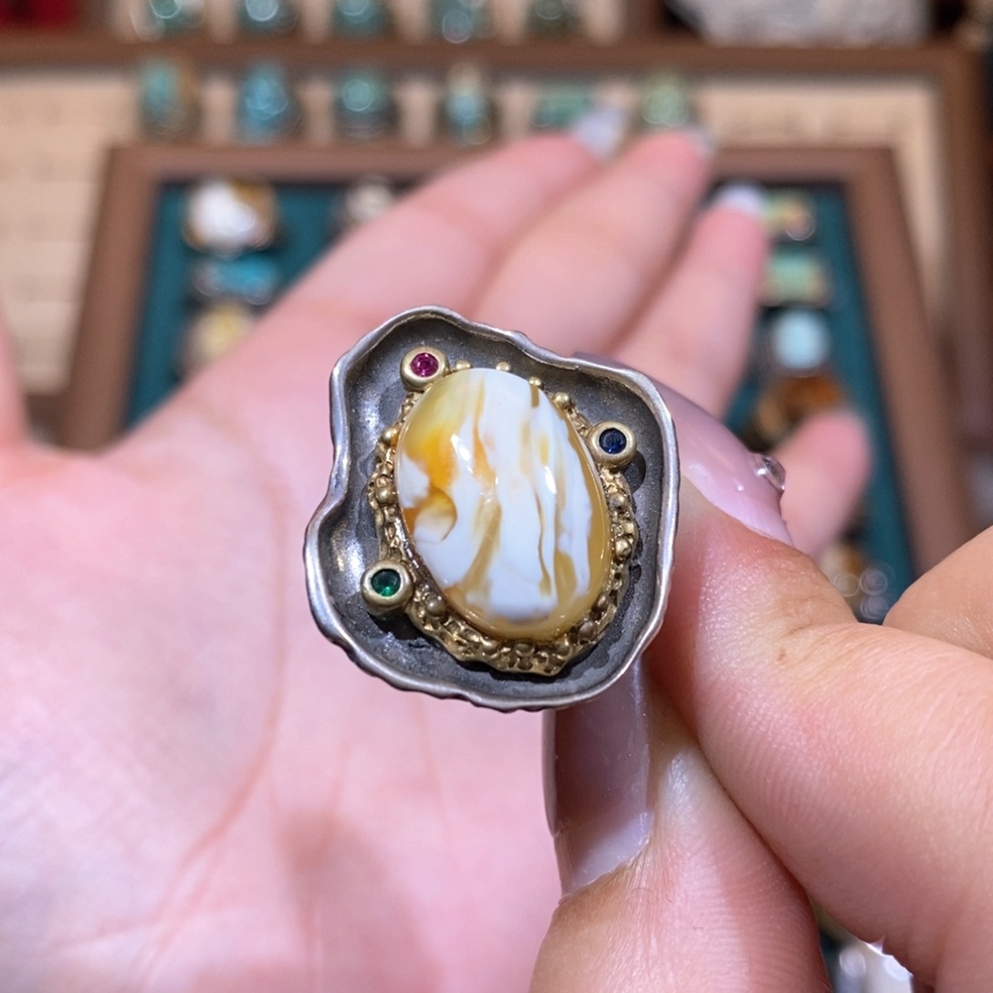 琥珀戒指银S925镶嵌少***事戒指