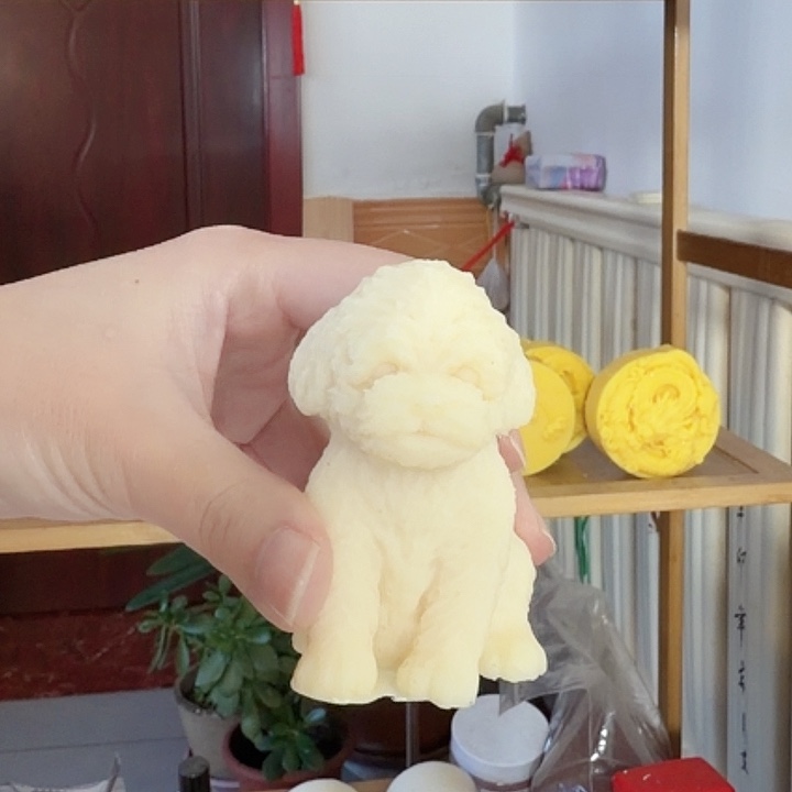 充电式一直小白狗很好玩