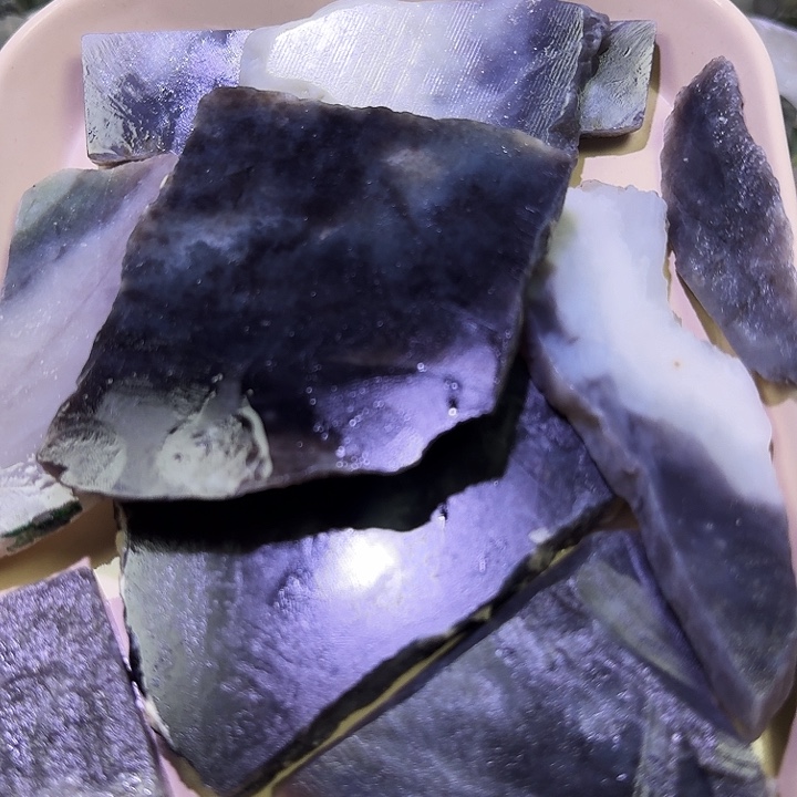 和田玉未镶嵌车挂