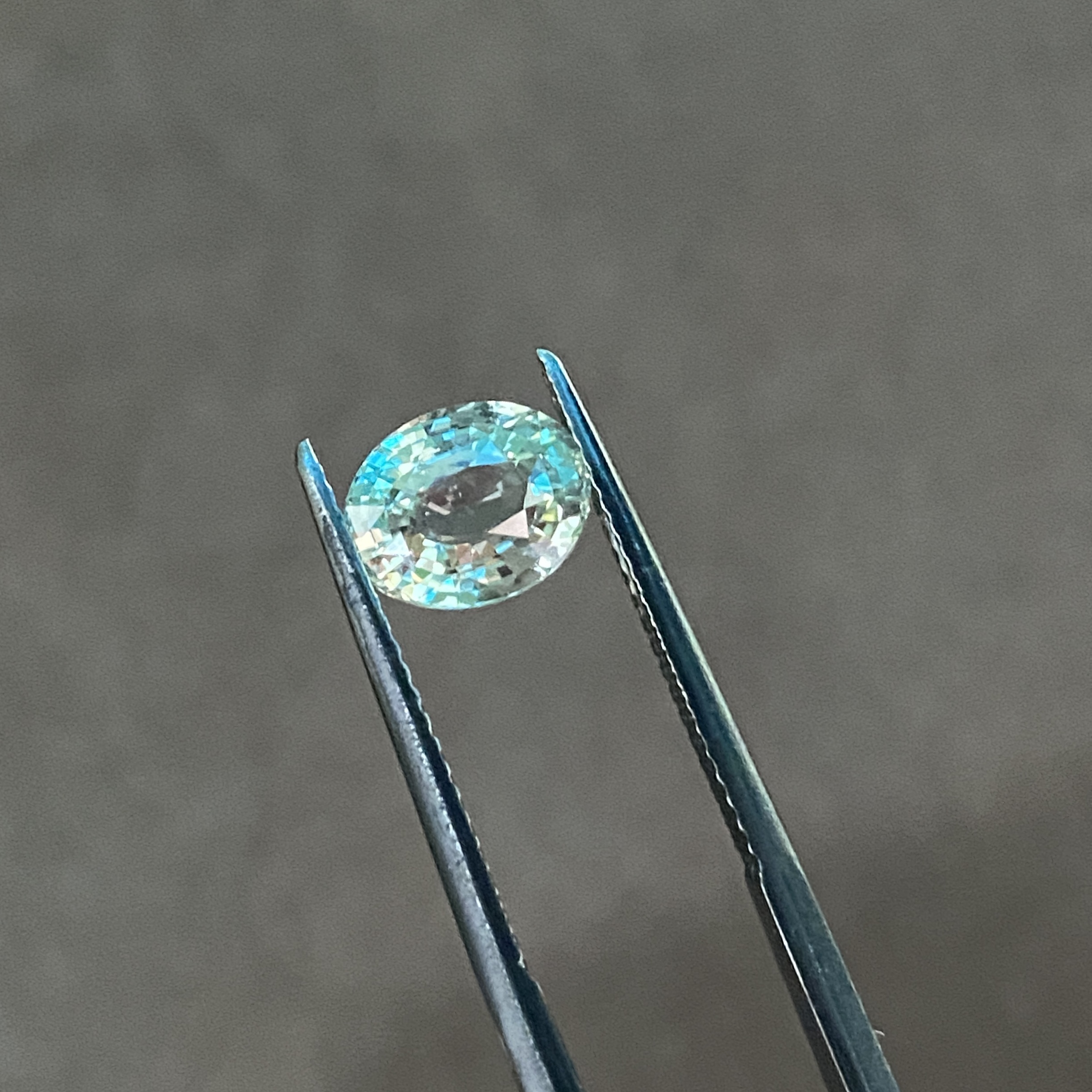 25A005 钒金绿宝石（Vibrant- brilliance） 2.10克拉