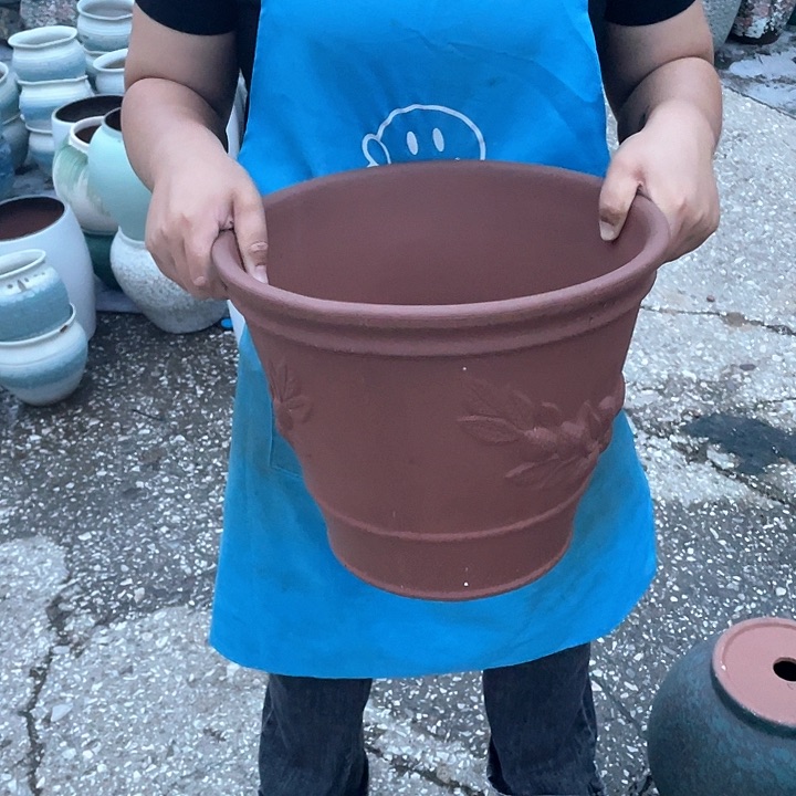 紫砂花盆口29高25瑕疵瑕疵