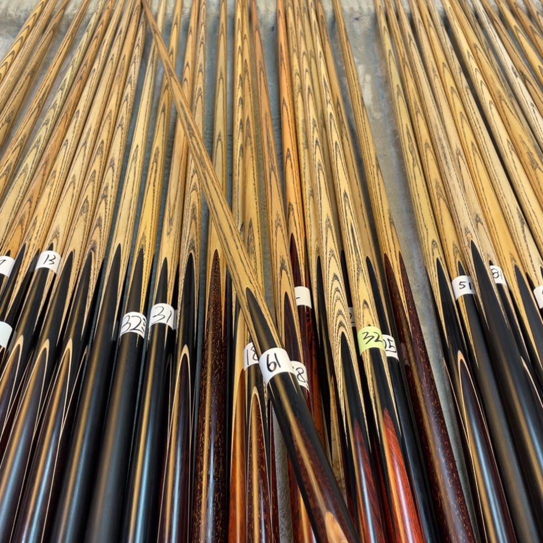 乂***哥白蜡木长款蛇纹金钟