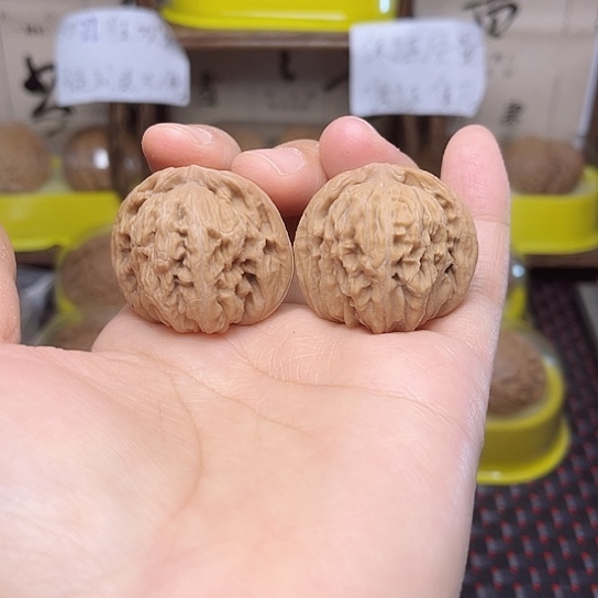 文玩核桃吊坠四座楼