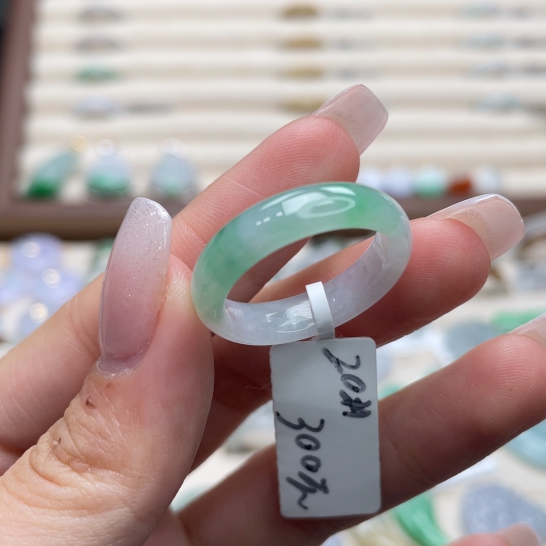 流***星翡翠未镶嵌戒圈a13港圈20白底青